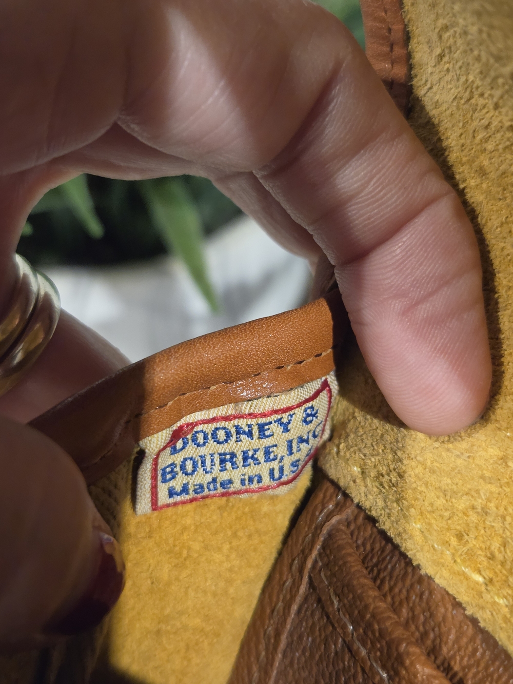 Dooney & Bourke Vintage Palomino Cavalry Body Bag - Picture 12 of 15